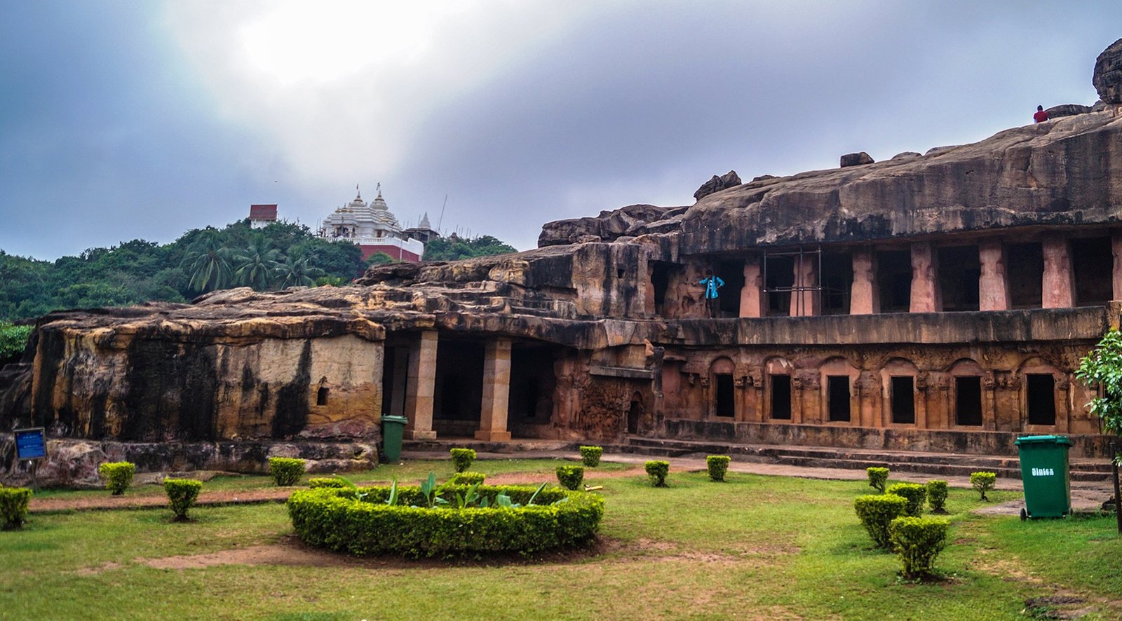 Sat Saheb Tour And Travels